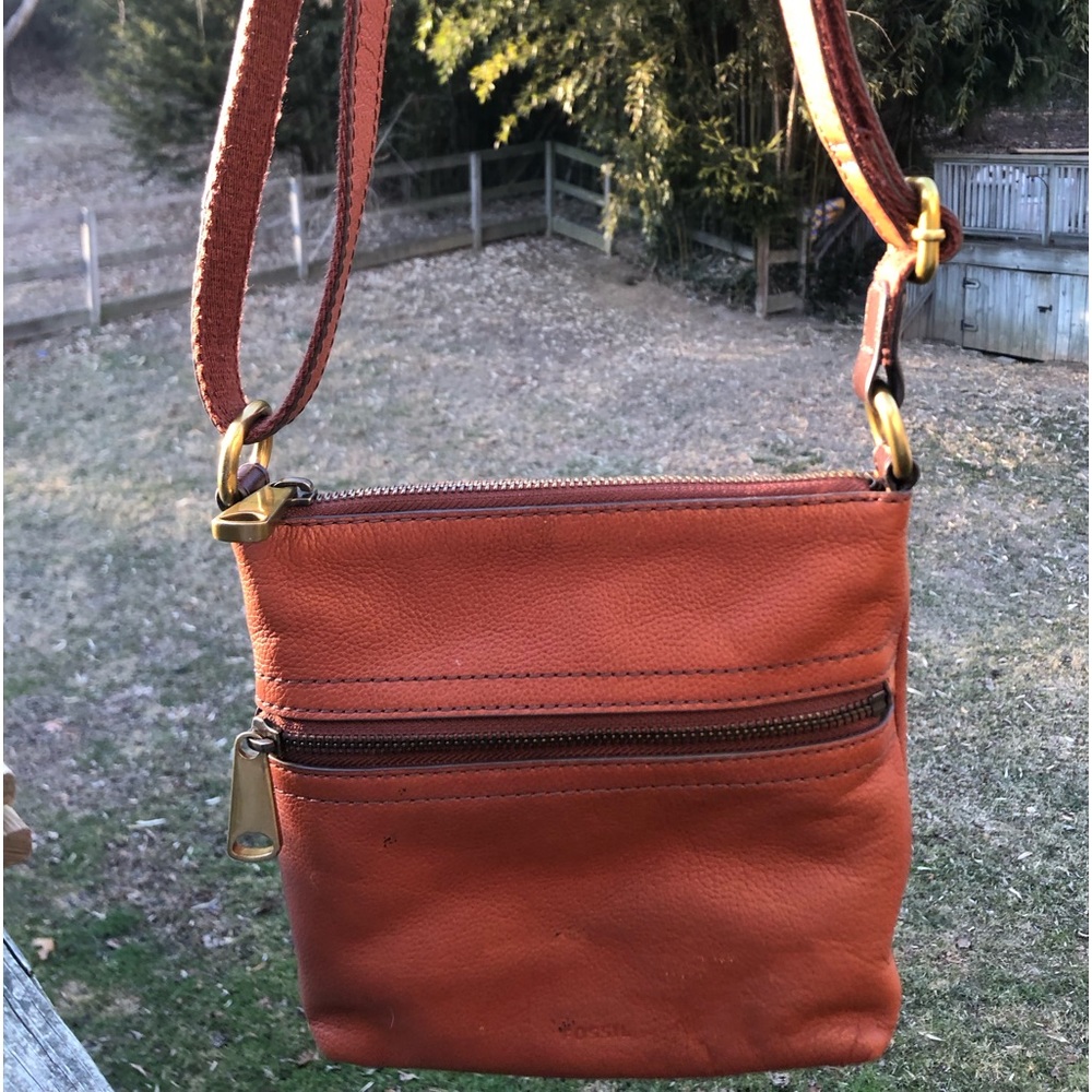 Fossil Tan Crossbody Bag with Adjustable Strap